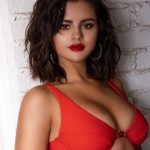 Селена Гомес